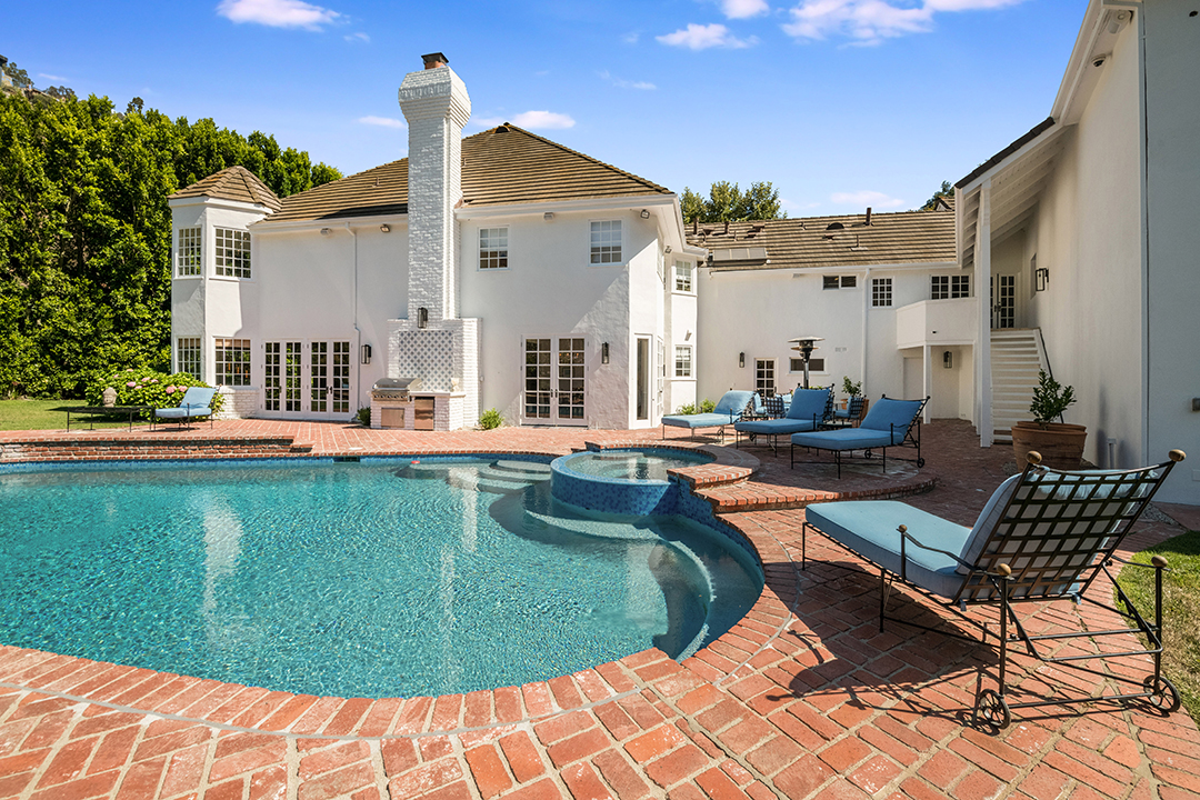 Bel Air Home Custom Built And Signed By Basketball Great Magic Johnson Lists For 14 5m 0039