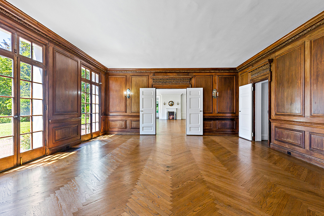 Audrey Hepburn And Cast Filmed Parts Of Sabrina At This Rye Ny Manor Listed For 11m 16 64a5522a