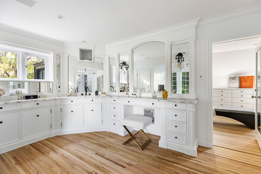 Producers Pacific Palisades Estate Primary Bath Vanity