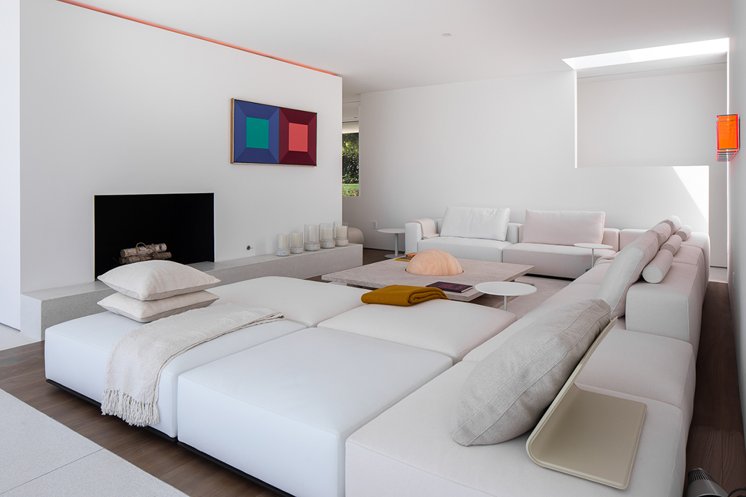 Renowned Architect Miguel Angel Aragones Lists Minimalist Yet Groovy Beverly Hills Masterpiece 510 Arkell 37