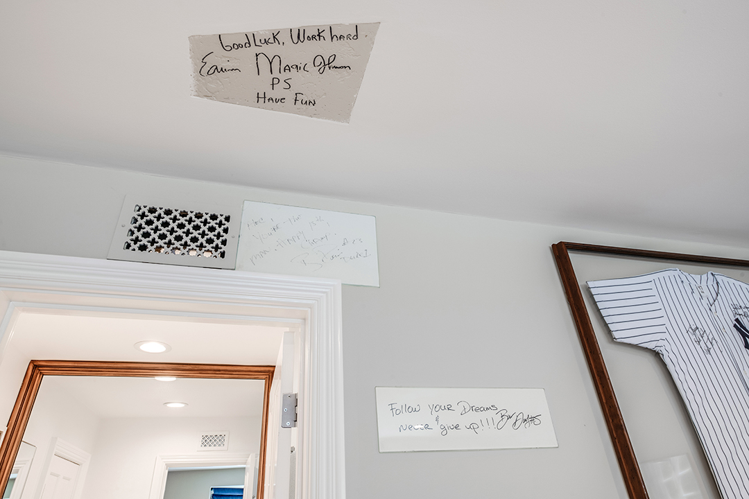 Bel Air Home Custom Built And Signed By Basketball Great Magic Johnson Lists For 14 5m 0086