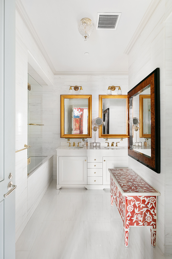The Most Famous Woman In China Asks 28m For Beautifully Reimagined Sutton Place Townhouse Bathroom 1