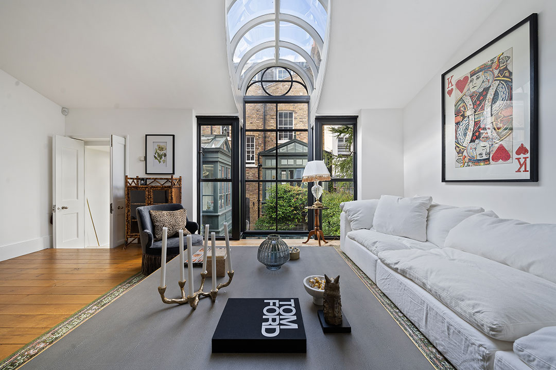 75 Chester Row Coffee Table