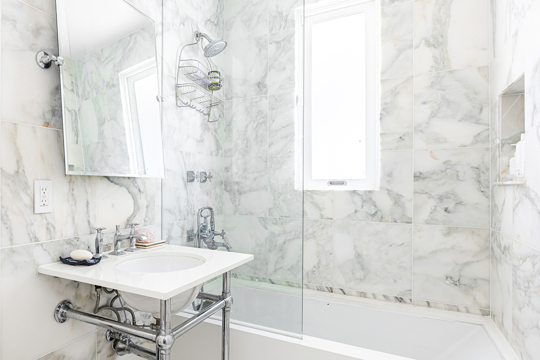 Actress Jaime King Lists A Circa 1960 Beverly Hills House Built By Walt Disney 1612 Schuyler 21