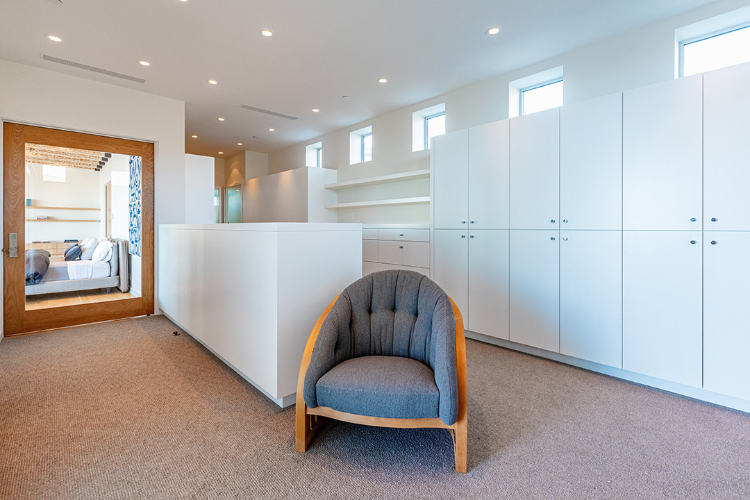 Explore A Malibu Mansion With Unreal Ocean Views Listed For 35m 23800malibucrestdrive057