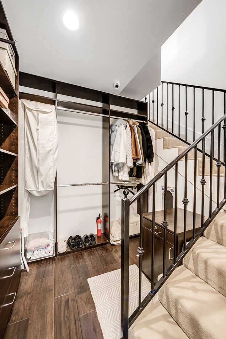 Bel Air Home Custom Built And Signed By Basketball Great Magic Johnson Lists For 14 5m 0073