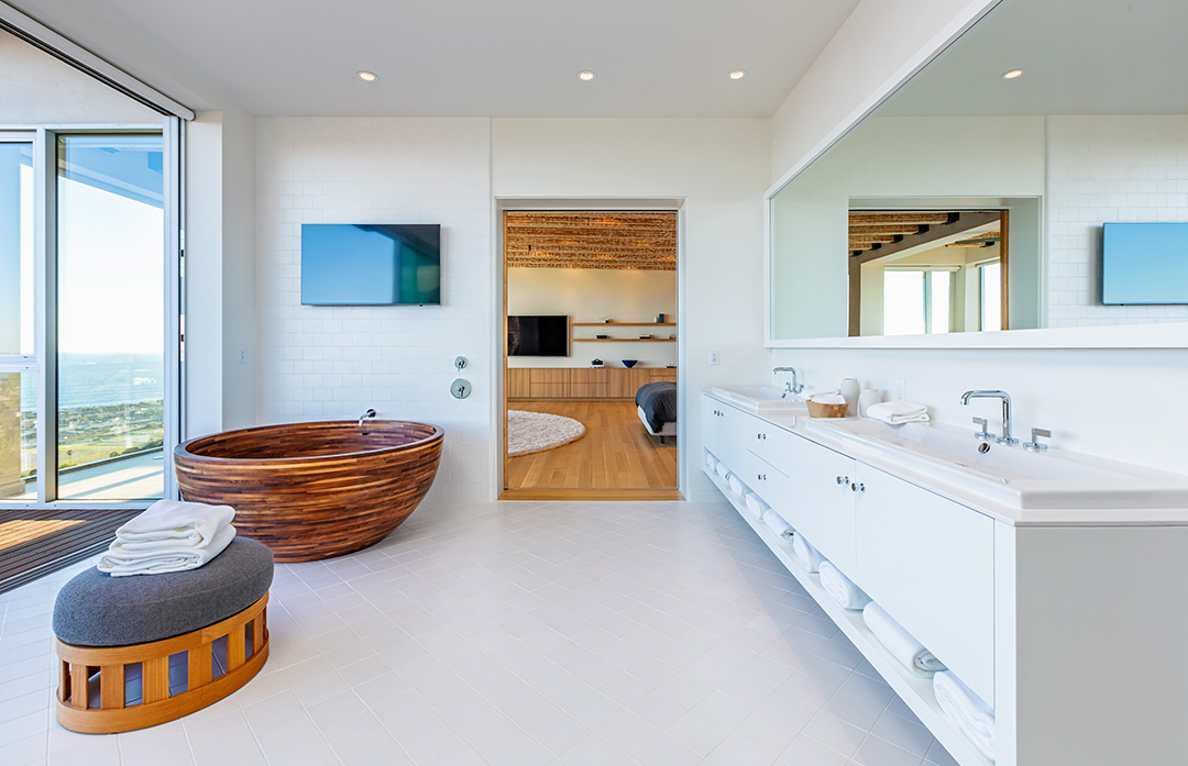 Explore A Malibu Mansion With Unreal Ocean Views Listed For 35m 23800malibucrestdrive054