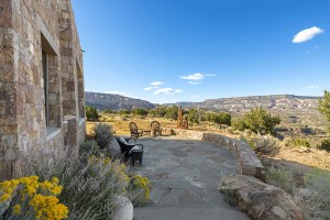 Tour Tom Fords Former Santa Fe Desert Sanctuary Newly Placed On The Market 057720037