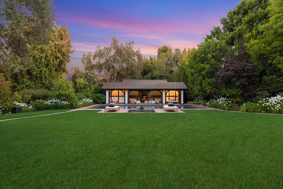 Producers Pacific Palisades Estate Pool And Poolhouse At Evening
