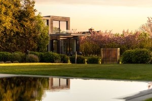 183danielsln Sagaponacksouthnewyork Michaela Keszler Douglaselliman Photography 91731002 High Res