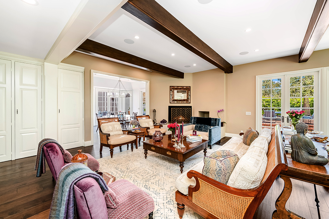 Bel Air Home Custom Built And Signed By Basketball Great Magic Johnson Lists For 14 5m 1097