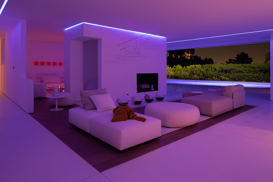 Renowned Architect Miguel Angel Aragones Lists Minimalist Yet Groovy Beverly Hills Masterpiece 510 Arkell 11