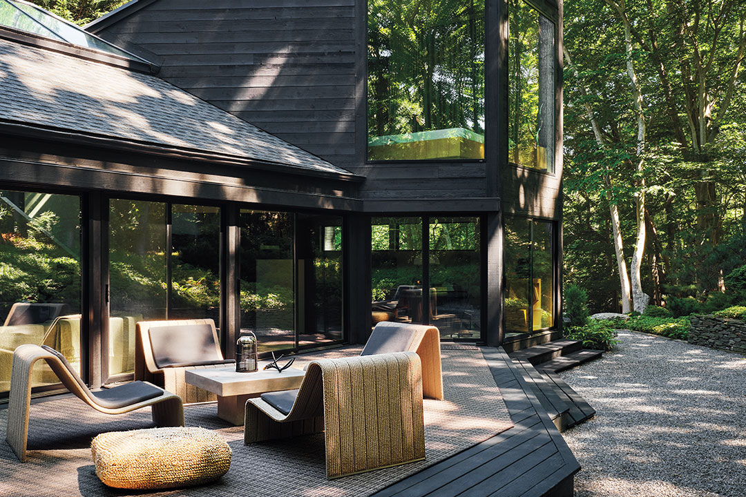 The Founder of Hamptons 20th Century Modern Owns this Southampton Home