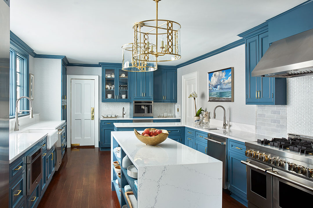 A Closer Look at the 2022 Hampton Designer Showhouse’s Coastal Moderne Kitchen