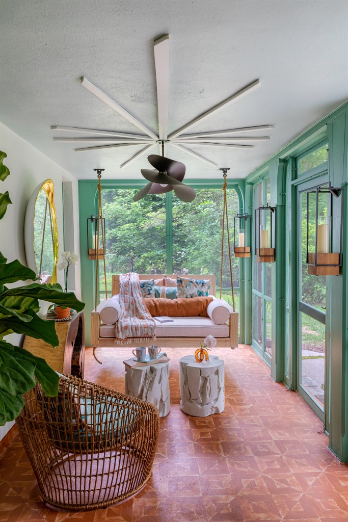 Ctcg Moreau Porch3 001 683x1024