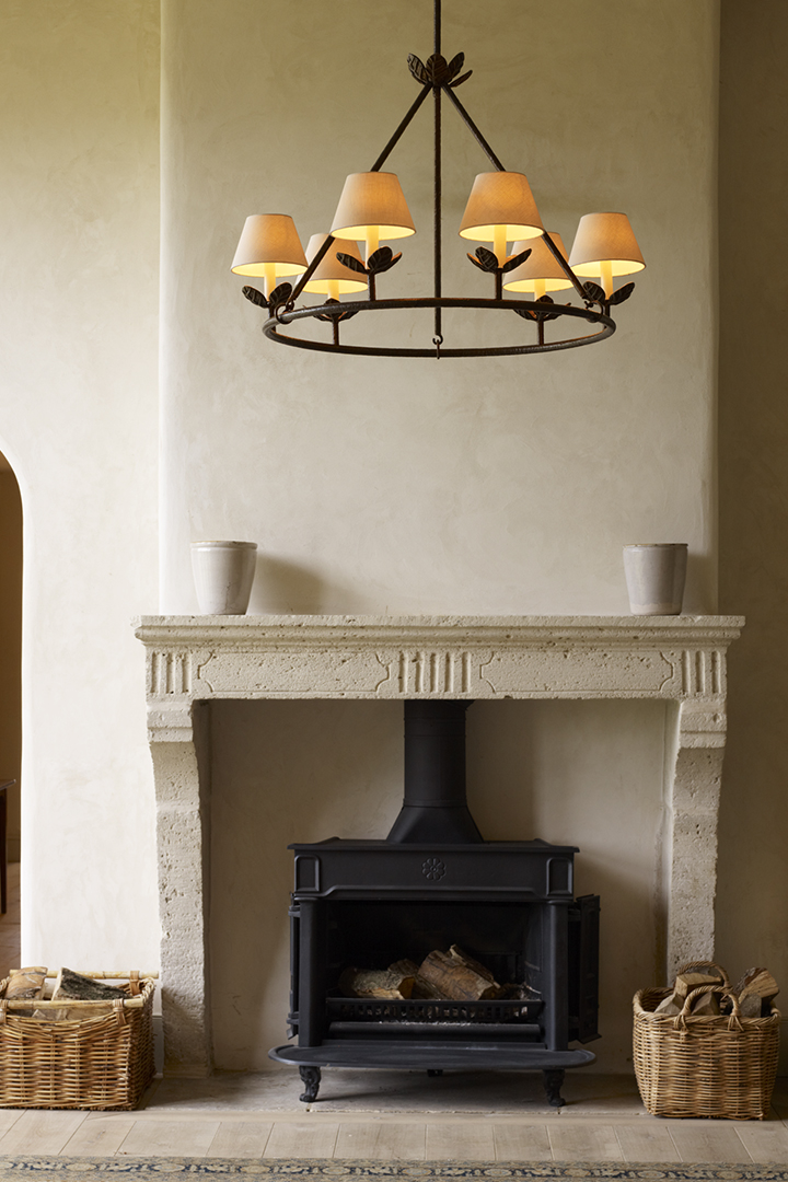 21 Exquisite Chandeliers And Pendants That Make A Statement Vaughan Montferrat Chandelier Bronze