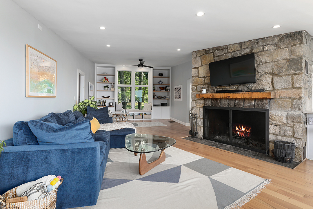 Cali Meets Connecticut At A Unique Waterfront Home In Norwalk Asking 2 8m R