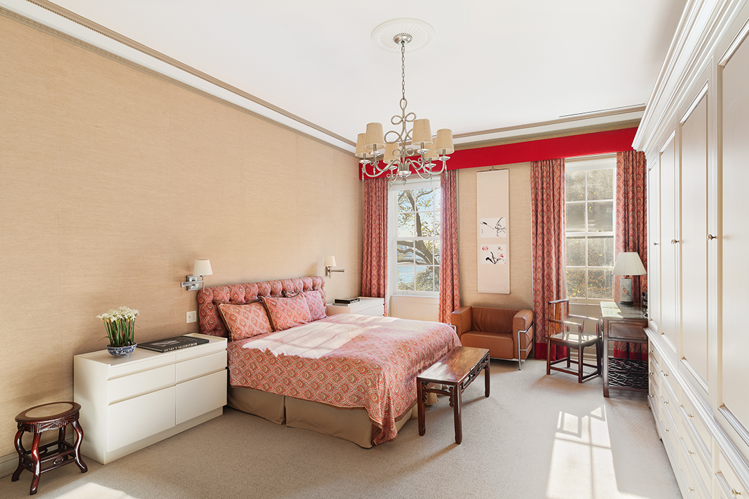 The Most Famous Woman In China Asks 28m For Beautifully Reimagined Sutton Place Townhouse Bedroom 2