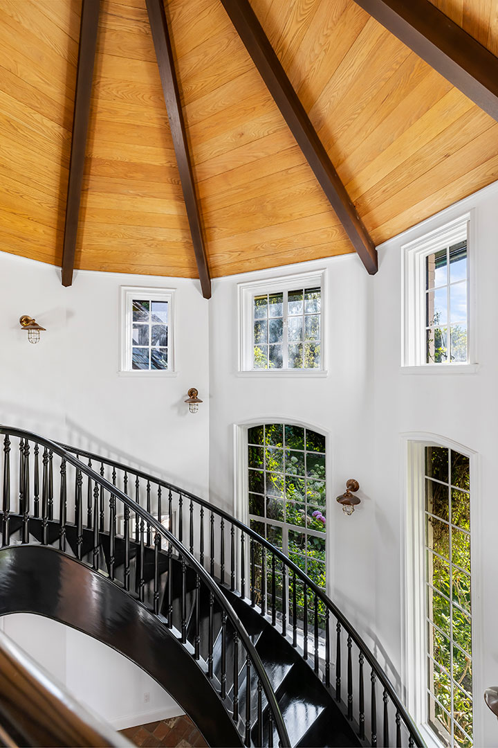 Producers Pacific Palisades Estate Staircase