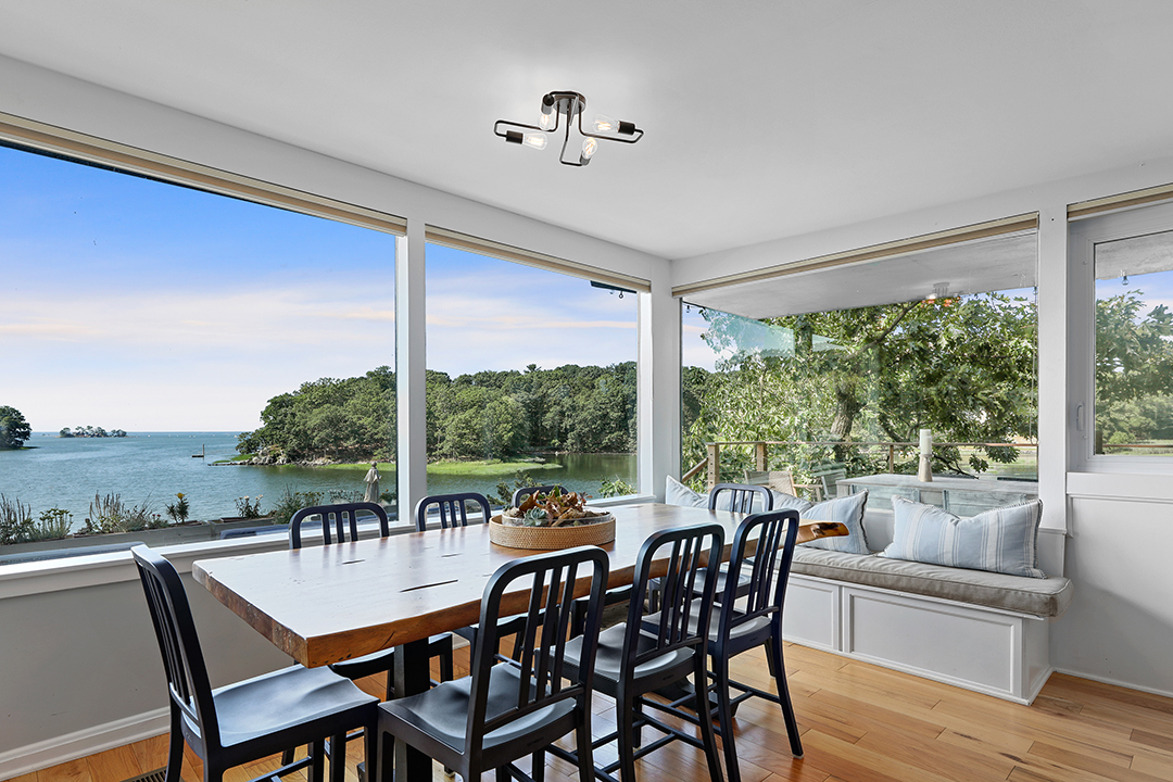 Cali Meets Connecticut At A Unique Waterfront Home In Norwalk Asking 2 8m O
