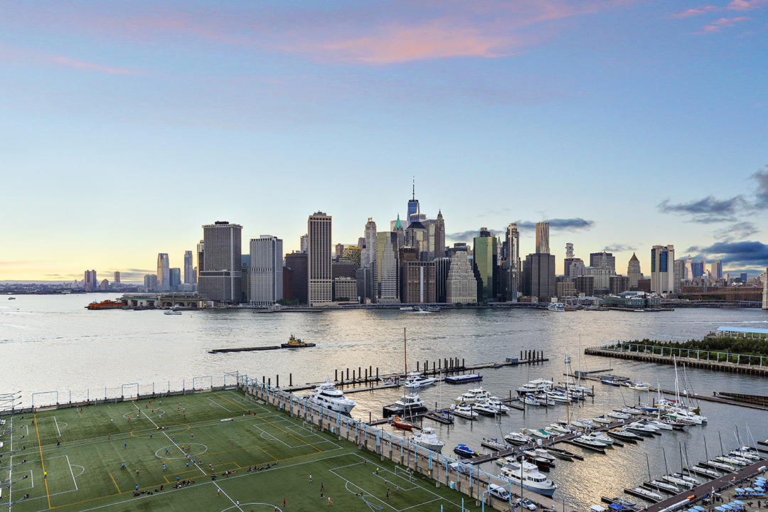 Brooklyn Penthouse Belonging To Nyc Real Estate Royalty Lists For 8 5m S