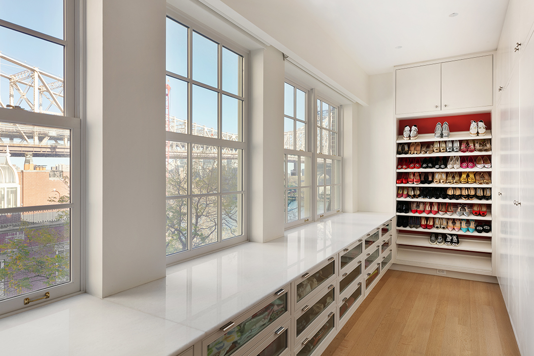 The Most Famous Woman In China Asks 28m For Beautifully Reimagined Sutton Place Townhouse Closet