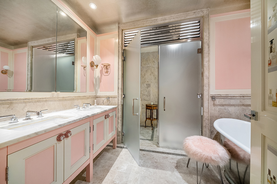 Exuberant Interiors By Sasha Bikoff Beckon At This Upper East Side Apartment Asking 5m G