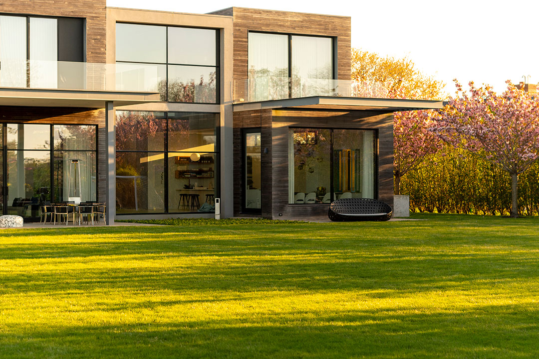 183danielsln Sagaponacksouthnewyork Michaela Keszler Douglaselliman Photography 91731688 High Res