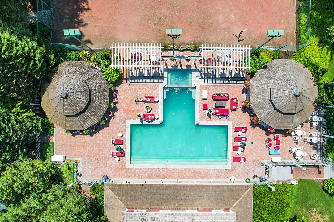 Yankee Candle Aerial Of Pool