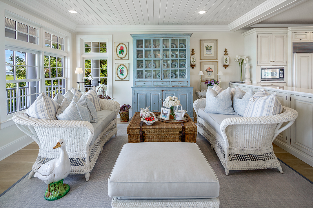 Tour A Quintessential Hamptons Beach House Priced At 11m K