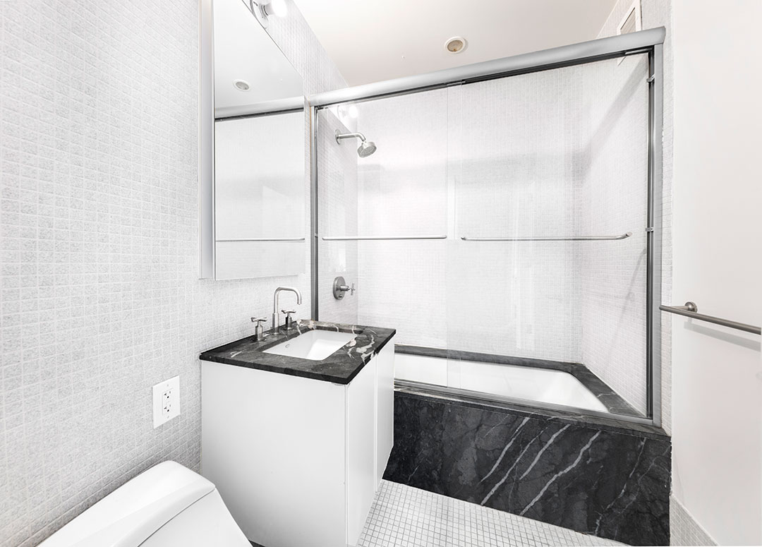 6 210 Lafayette St 6a Bath1