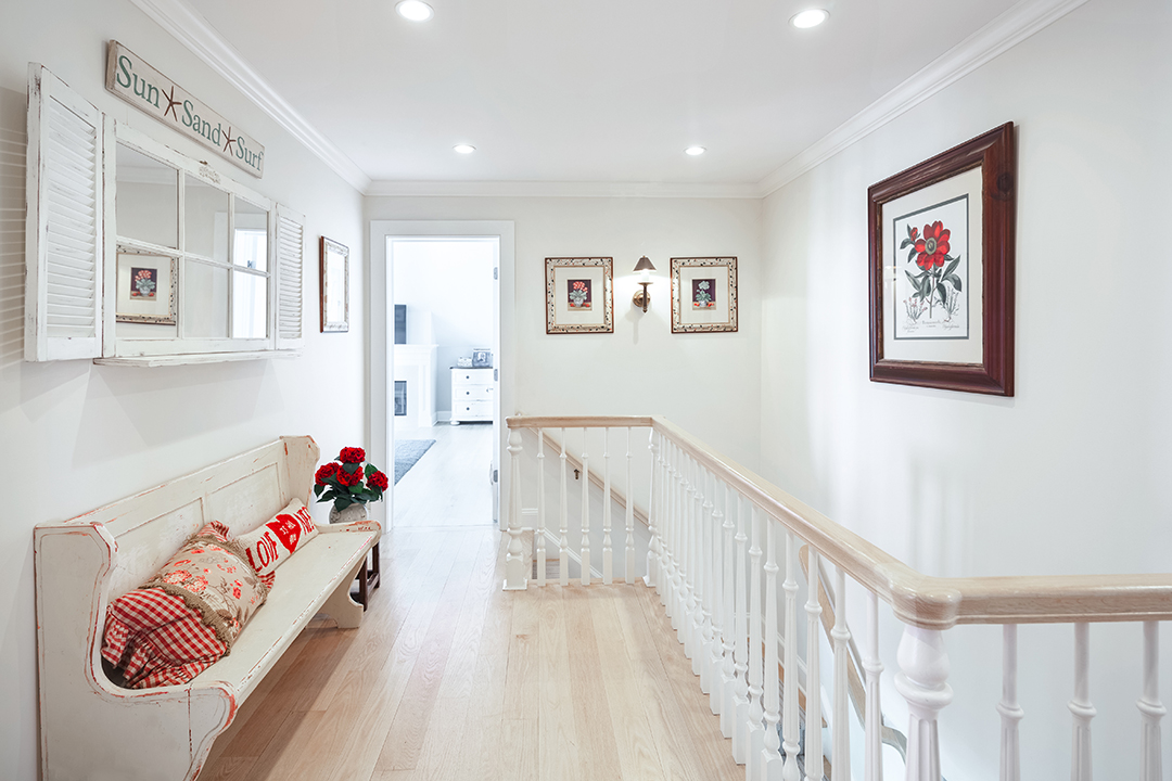 Tour A Quintessential Hamptons Beach House Priced At 11m H