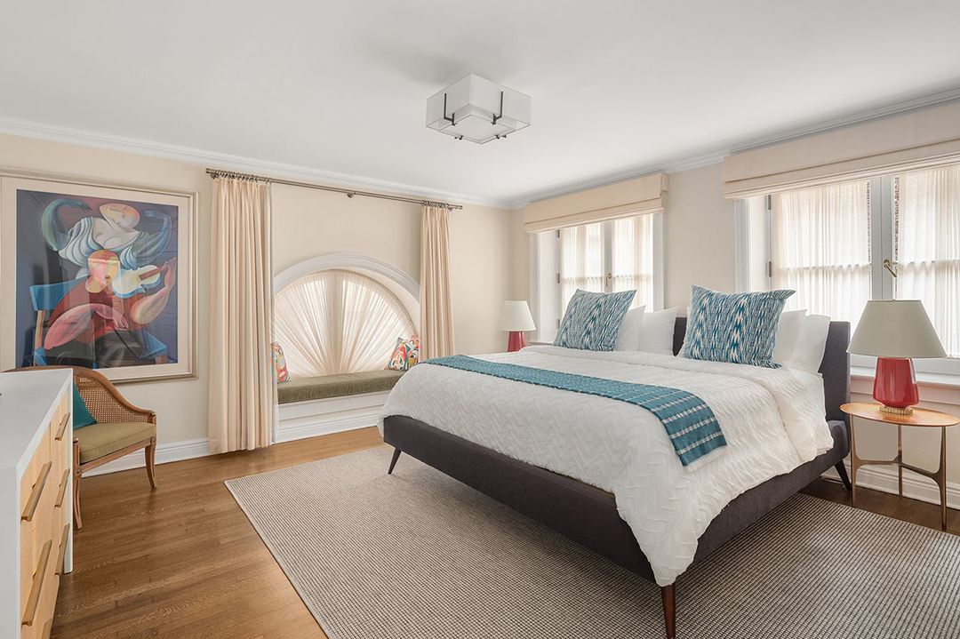 Historic Ues Mansion Where Jimmy Choo Founder Once Lived Lists Duplex For 23 9m Zzz