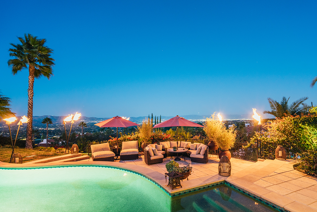 Motley Crues Tommy Lee Relists His Calabasas Home For 4 6m D