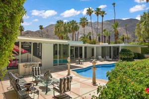 Founder Of Spa Girl Cocktails Lists Palm Springs Estate Brimming With 60s Flair K