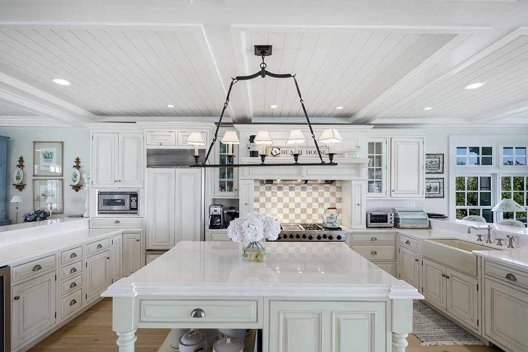 Tour A Quintessential Hamptons Beach House Priced At 11m L