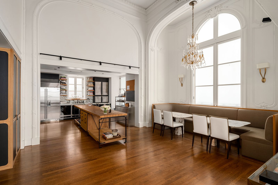 Historic Ues Mansion Where Jimmy Choo Founder Once Lived Lists Duplex For 23 9m L