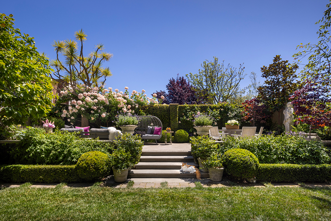 San Francisco Landmark Designed By Iconic 20th Century Architect Willis Polk Hits The Market25