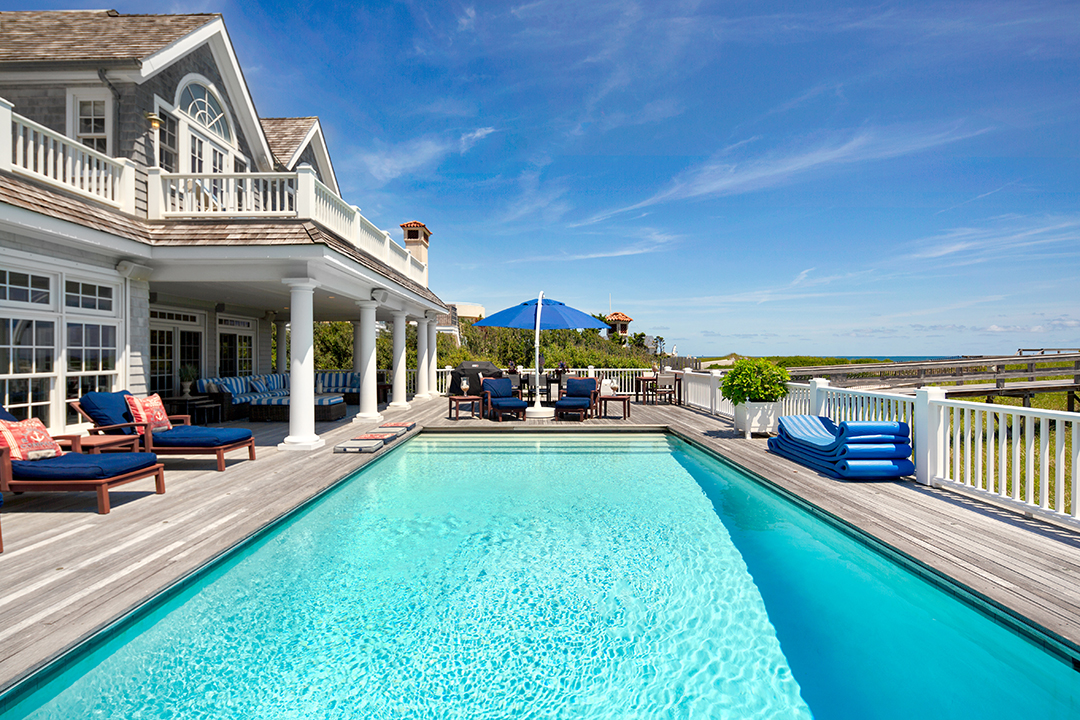 Tour A Quintessential Hamptons Beach House Priced At 11m F