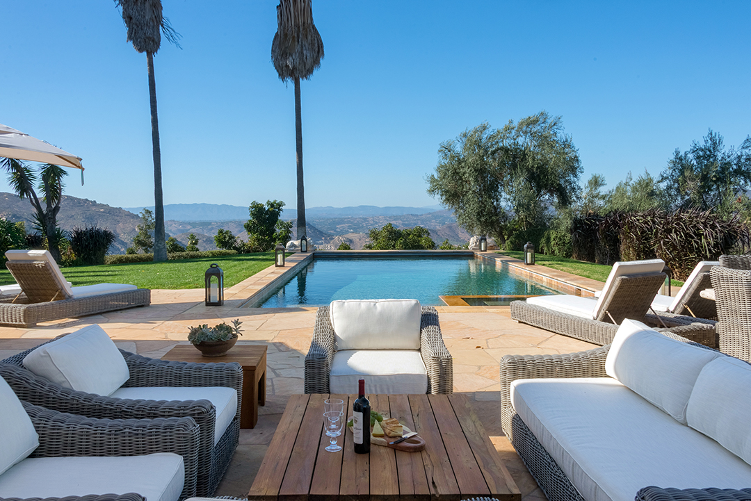 Sandra Bullocks 91 Acre Farm Oasis Outside Of San Diego Lists For 6m L