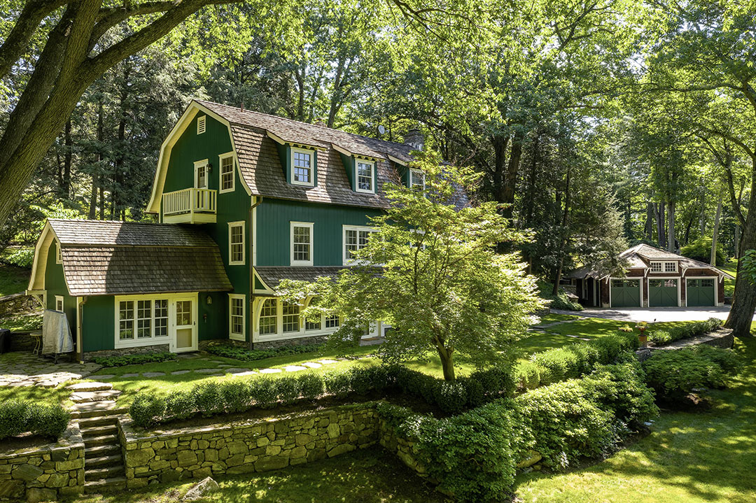 Bedford Hills Ext Shot