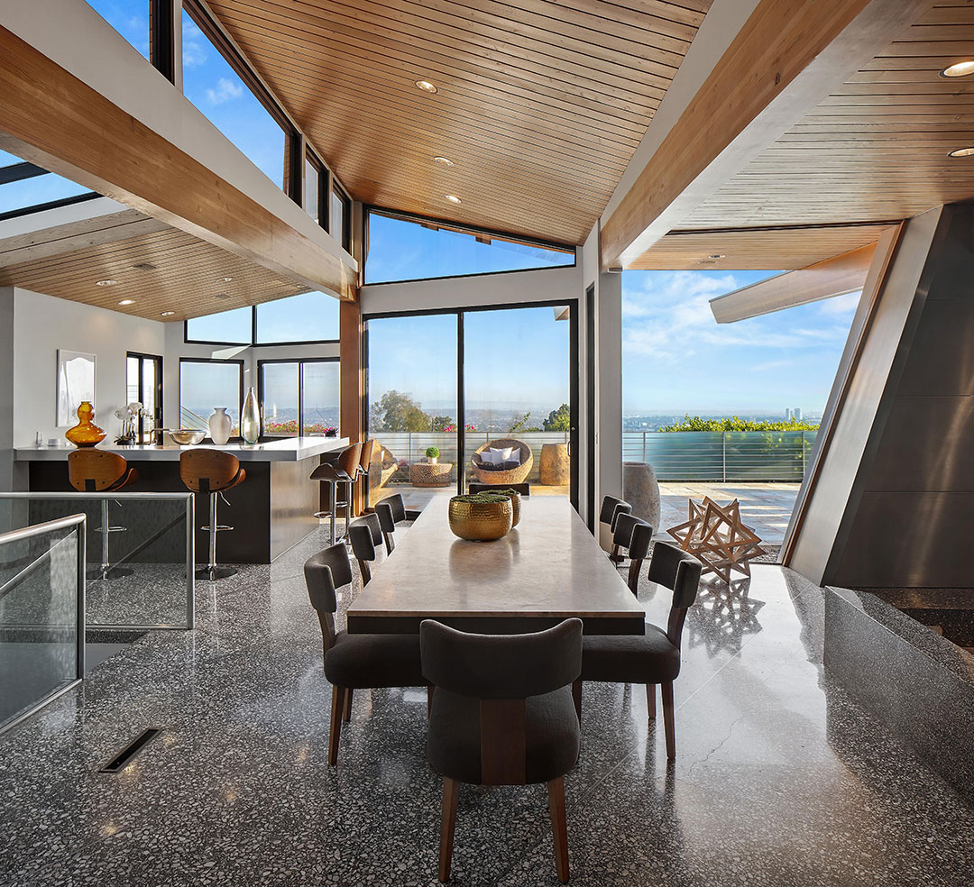 Hollywood Hills Dining Table