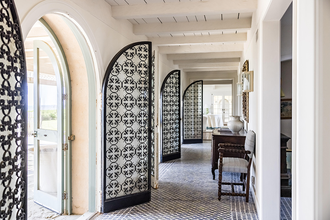 Inside A 65m Beachfront East Hampton Estate Listed For The First Time In 75 Years 002