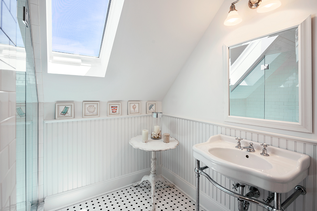Tour A Quintessential Hamptons Beach House Priced At 11m S