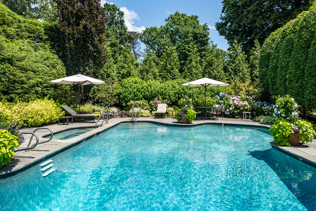 Elegant 1890s Home In Greenwich Known As Bonnie Breeze Lists For The First Time In 50 Years E