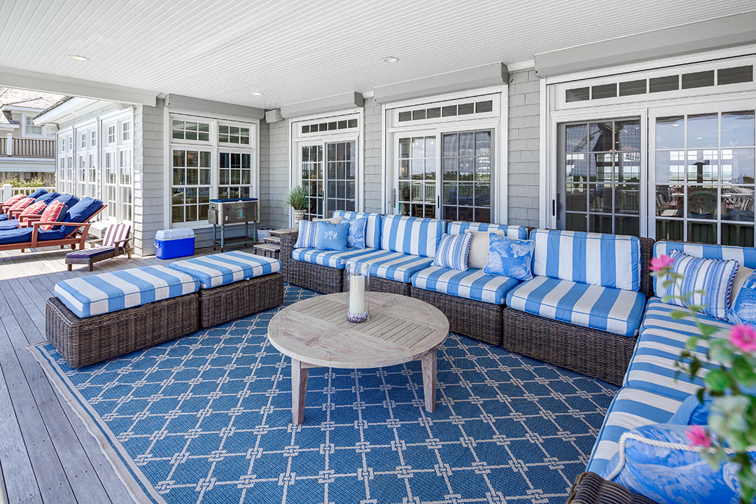 Tour A Quintessential Hamptons Beach House Priced At 11m Q