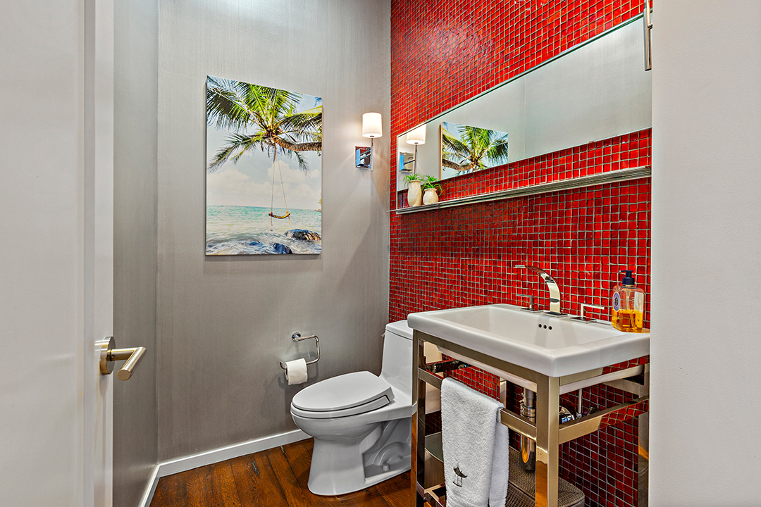 25 First Floor Bathroom 64a5852a