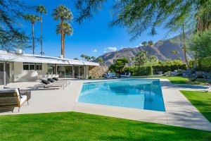 Elvis Palm Springs Pool Area