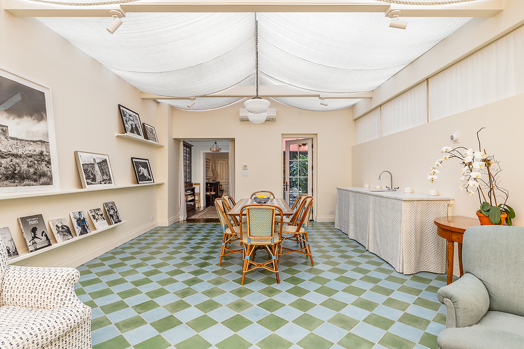 Gloria Vanderbilts Charming Former Upper East Side Brownstone Seeks 12m K
