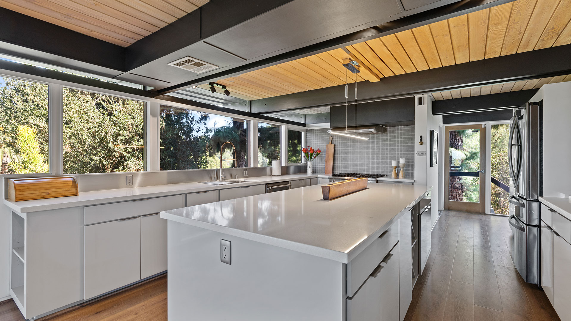 Pasadena Modern Kitchen